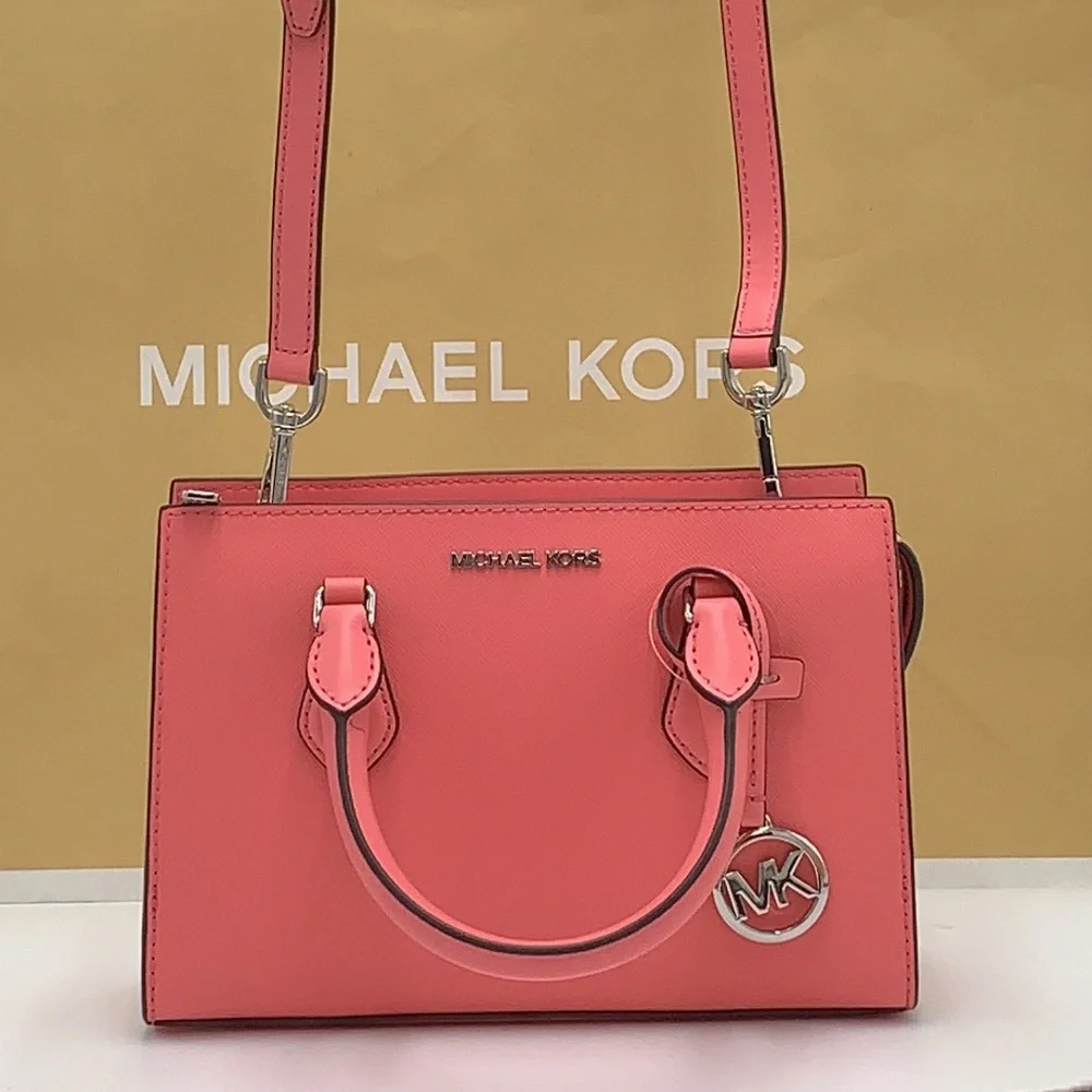 MICHAEL KORS SHEILA SMALL CENTER ZIP SATCHEL/ CROSSBODY TEA ROSE COLOR